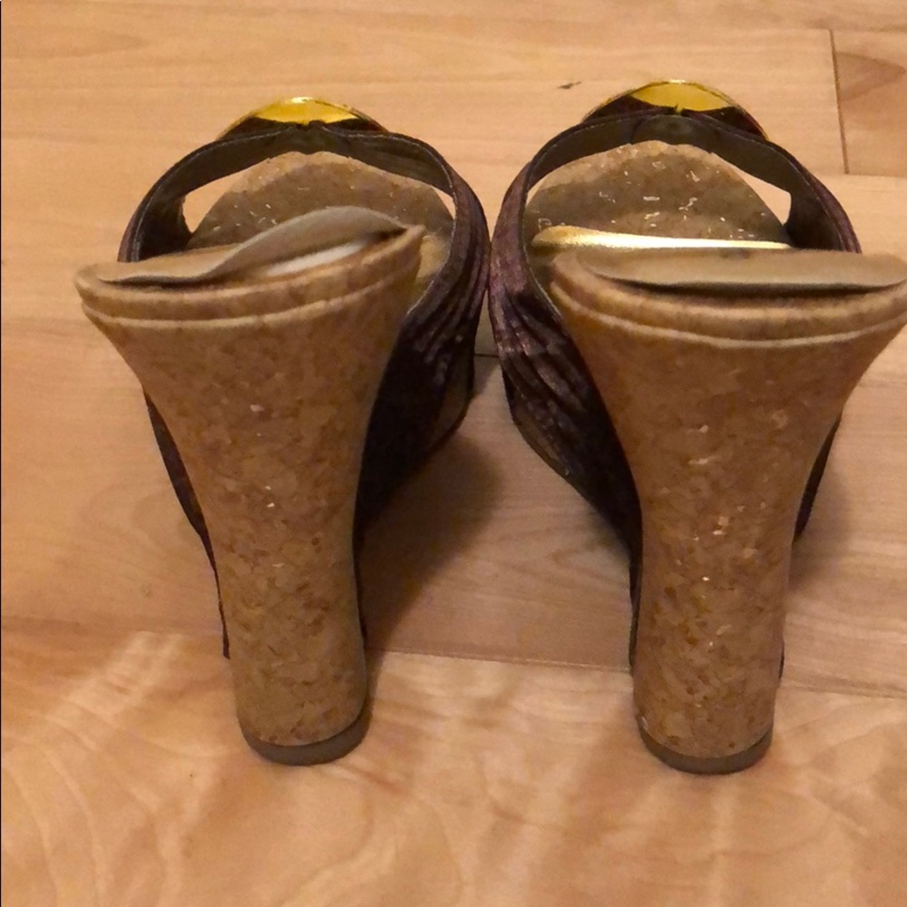 Classified wedges - Picture 6 of 6